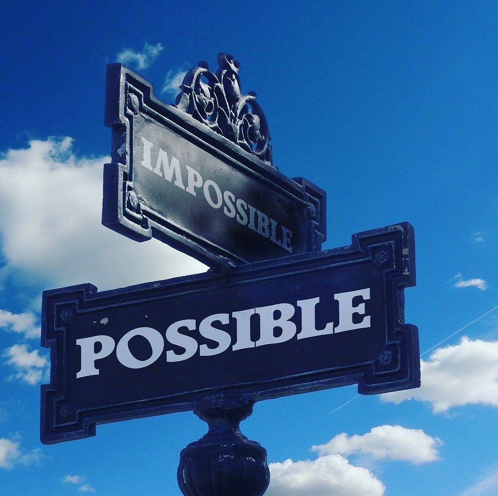 今朝の夢よりPossible isn’t impossible Don’t be (?) impossible, it’s possible みたいに聴こえました。Impossible は不可能Possible は可能と言う意味です。細かい文法的なことは横に置いておいて(笑)ニュアンスだけ感じられれば。ちなみにImpossible ってI‘m +possible に分解できちゃう。素晴らしくないですか？#luciddream #possible#iampossible #パースのカウンセラー #国際結婚夫婦円満 #海外生活 #福ぶろぐ # yumi-m-barker.com (Instagram)